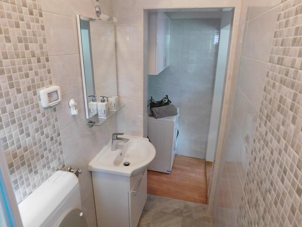 Apartman Angela Rovinj Luaran gambar